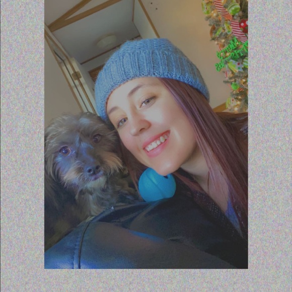 Meet your Posher, Allison - Picture 3 of 3